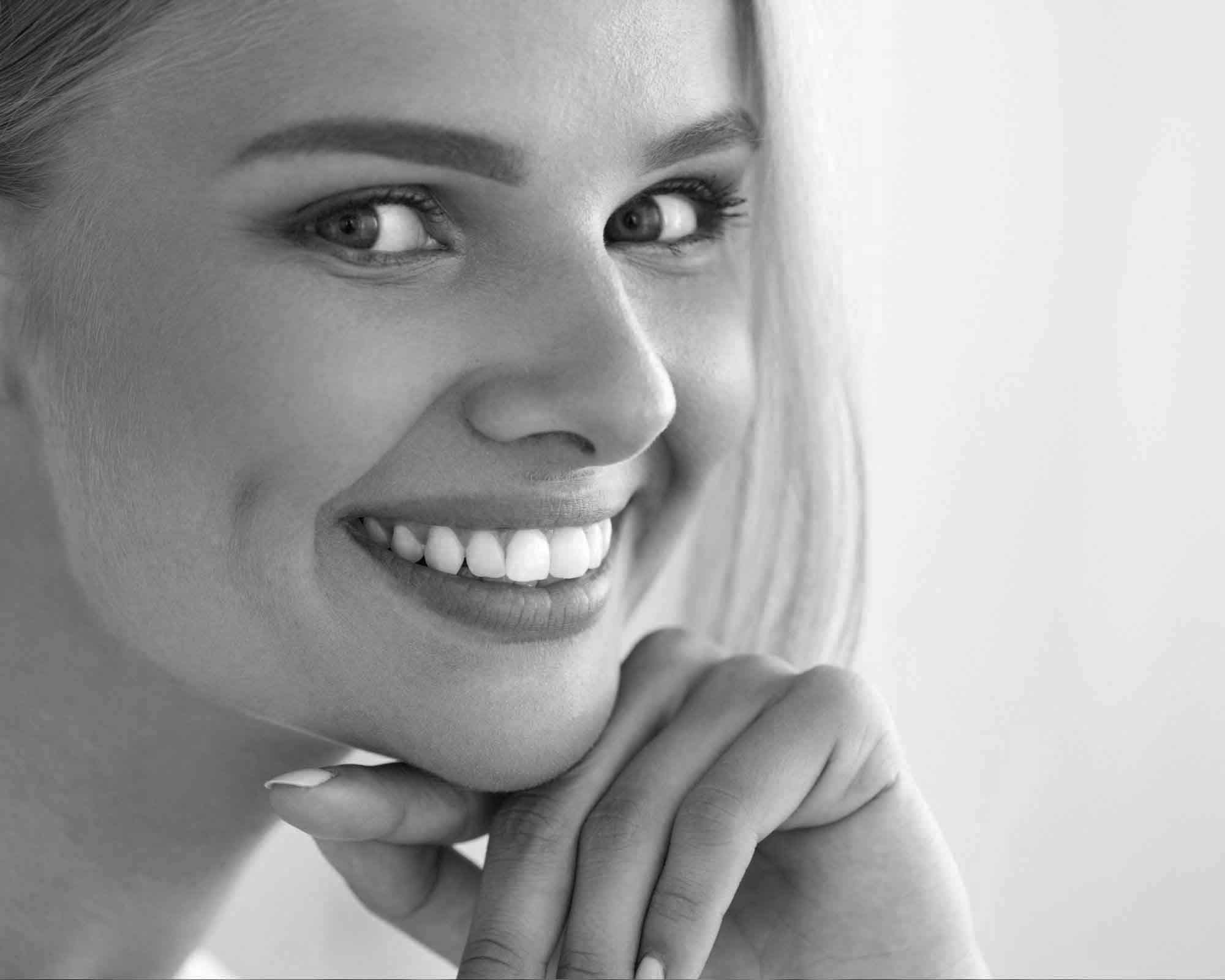 What Type of Dental Issues Can be Fixed by a Smile Makeover?